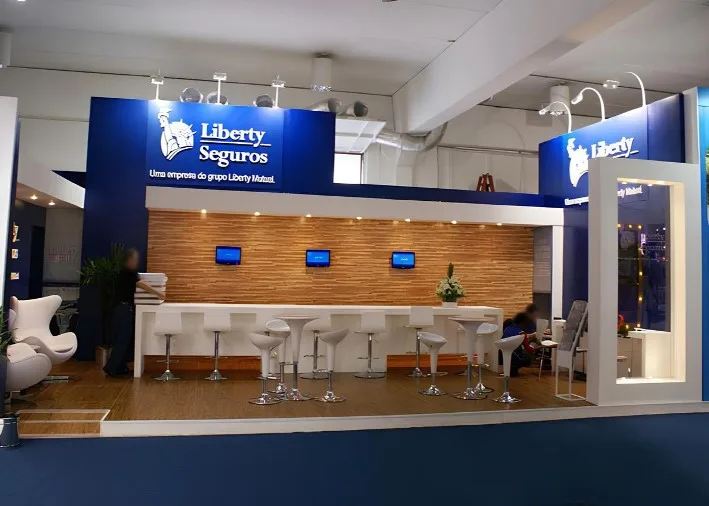 Estande corporativo da Liberty Seguros, projeto e montagem da Mobicom em Brasília